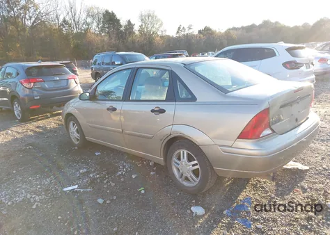 2000 Ford Focus Se из США, поврежденный, VIN 1FAFP34P3YW320989